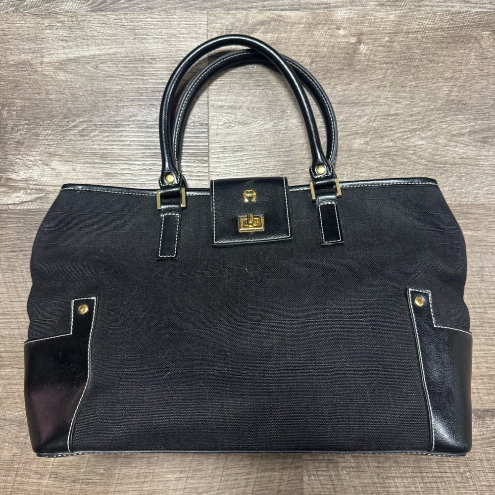 Black Women’s Tote Handbag with Gold Hardware